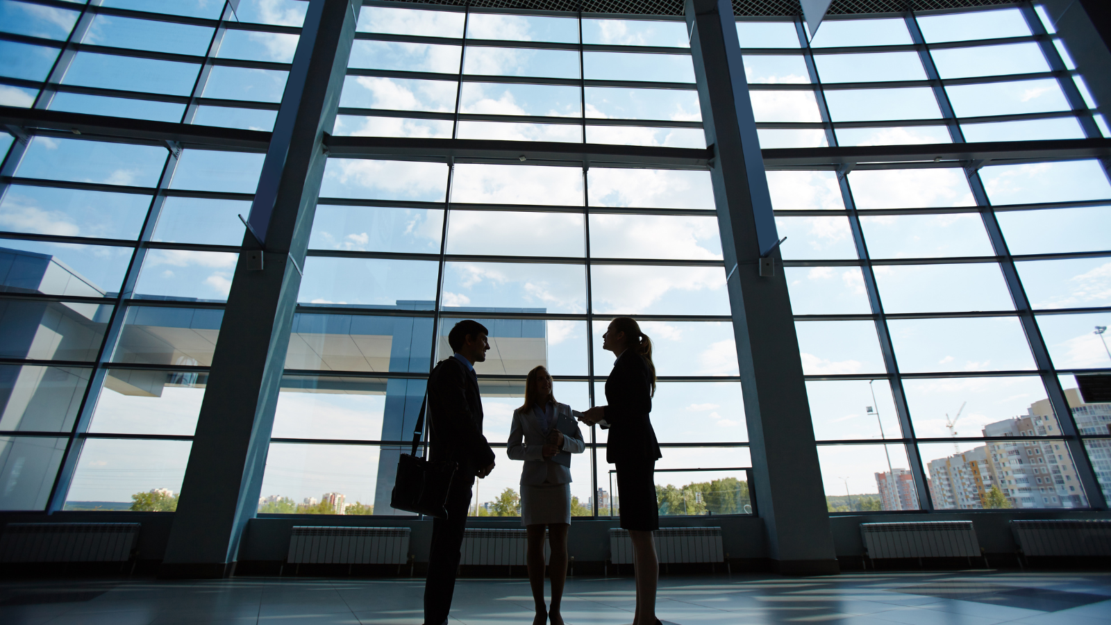 Modern Global Data Center Technology